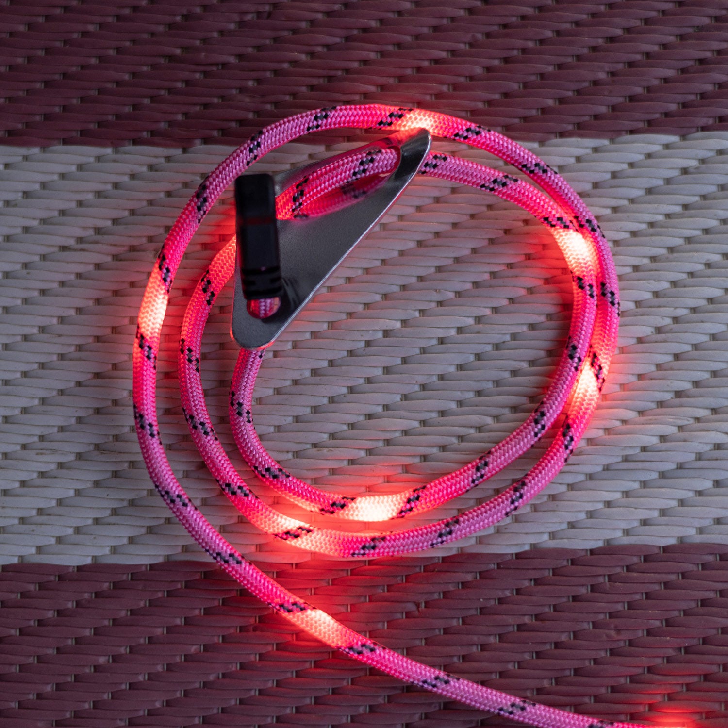 LEUCHTTAU PINK