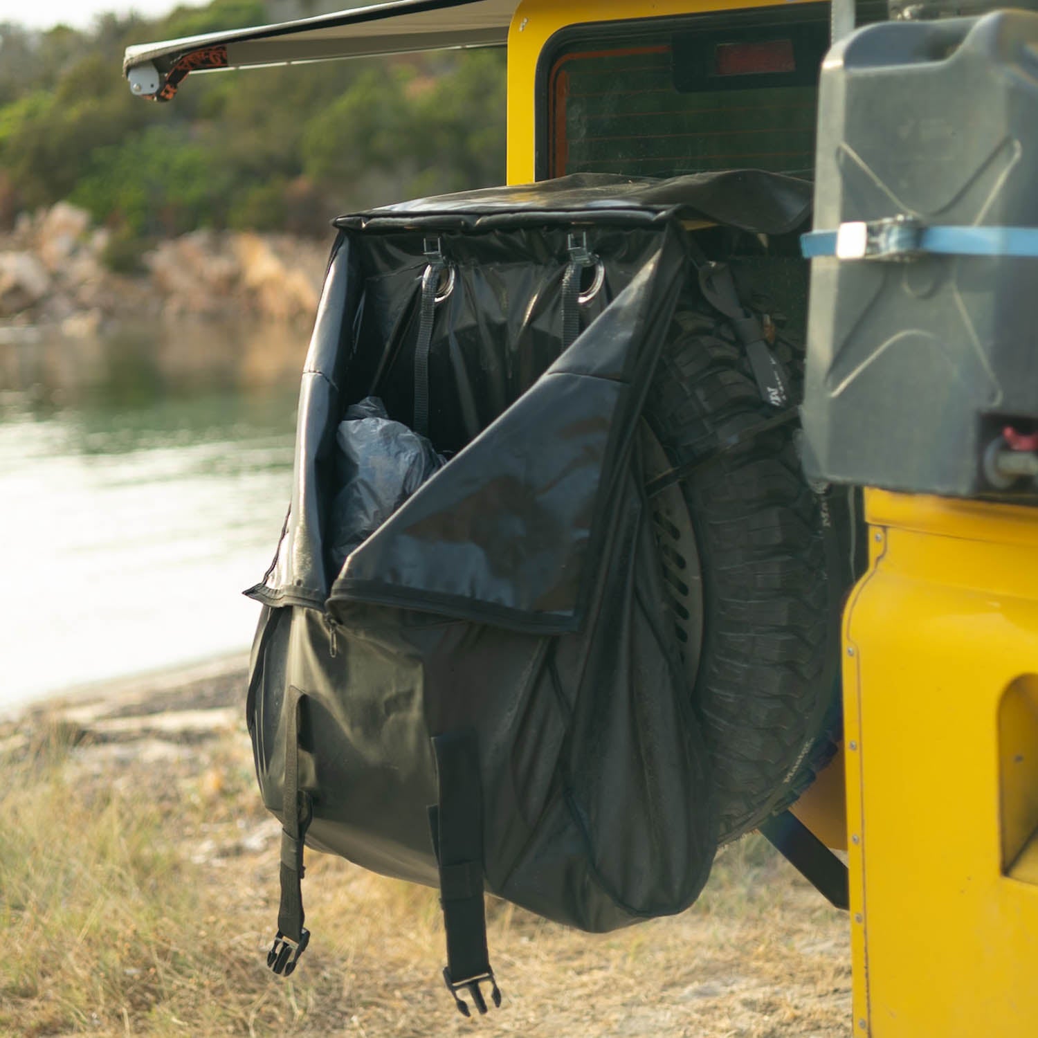 Land Rover Defender Rucksack LAMA - RUCKSACK FÜR FAHRZEUGE – THE SUNNYSIDE