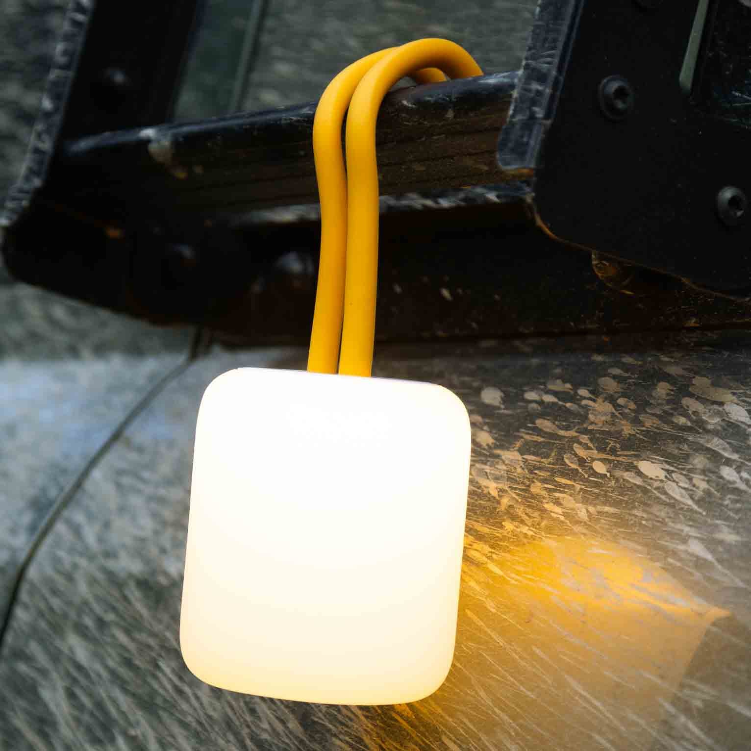 The Camplight - Silicone lantern with rechargeable battery