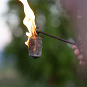 Feueranzünder brennt