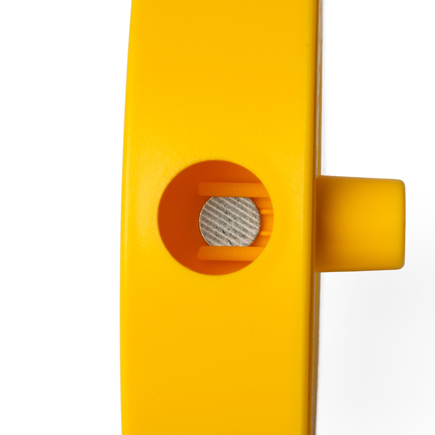 Eingelassener Magnet